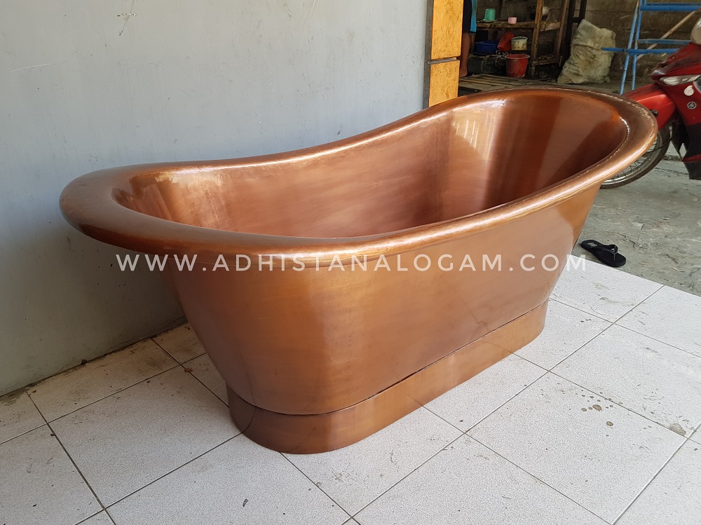 Bathtub Tembaga Klasik â€